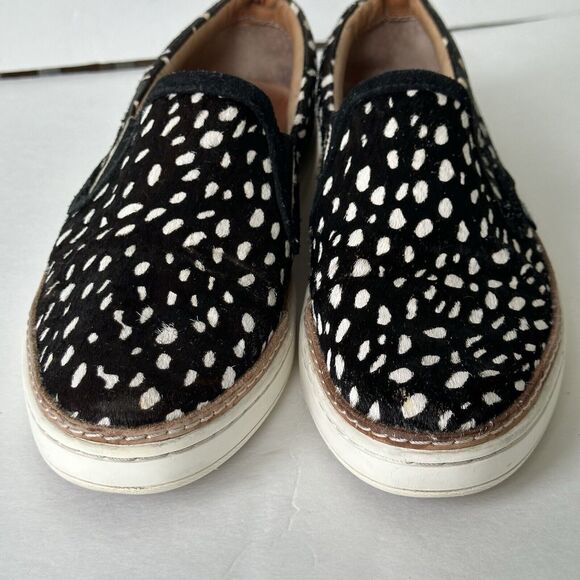 UGG Slip-On Sneakers Soleda Exotic Black Cow Hair M1096943 Women's Sz 8 *READ* - Picture 3 of 8